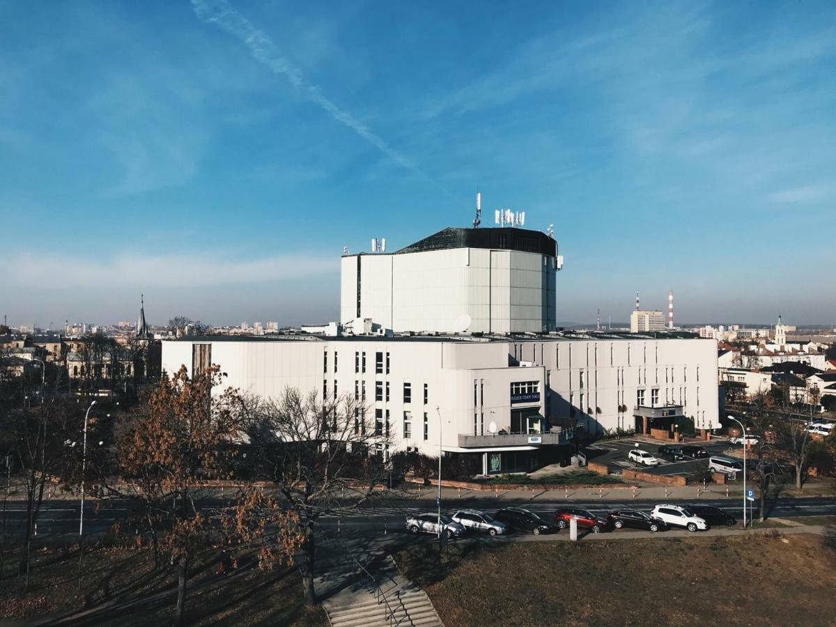 Family & Business Elegant Apartments Ul Astronautow Centrum Downtown - 3 Bedroom, Parking Kielce Exterior photo